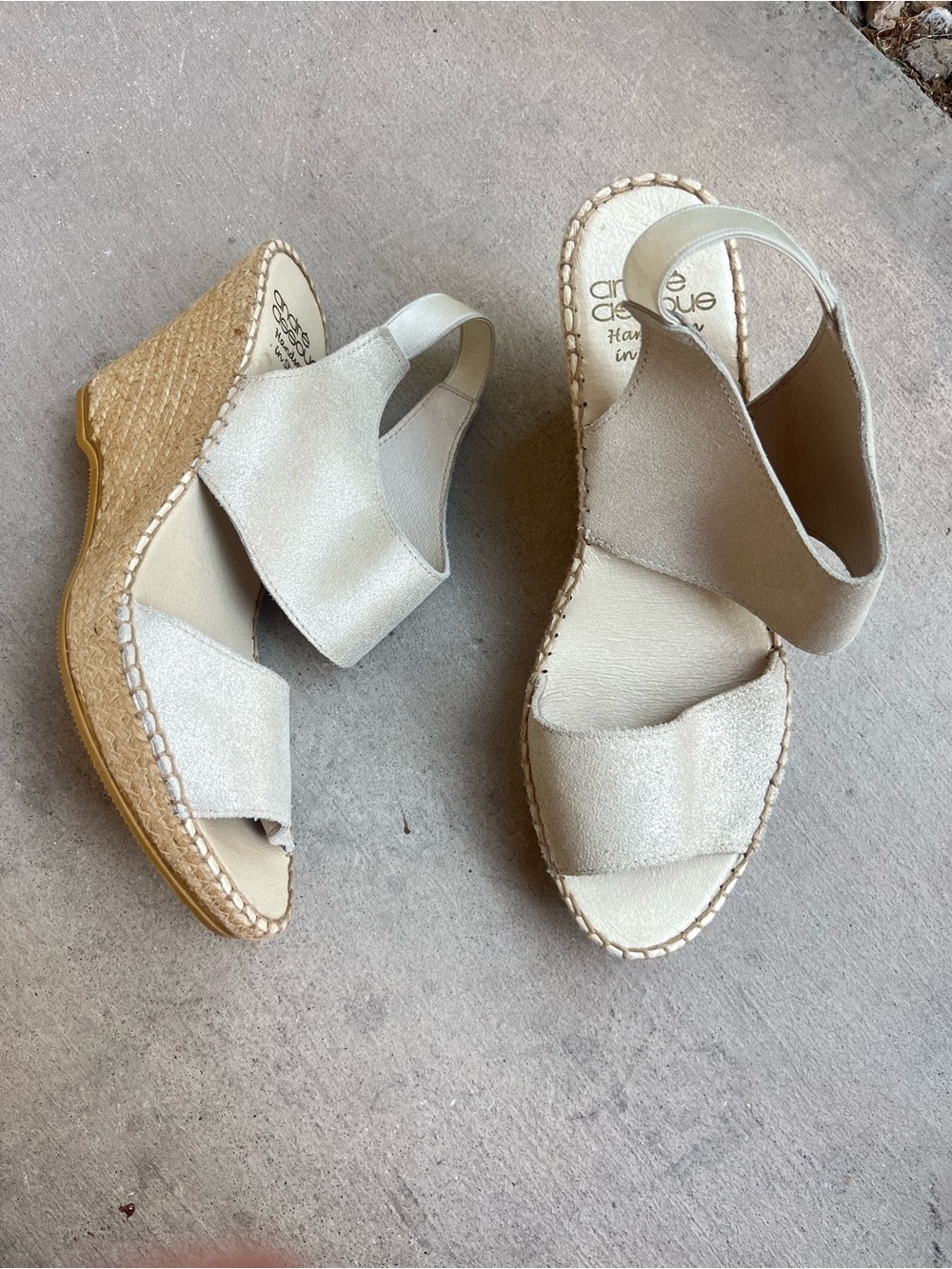 Andre Assous ivory metallic wedge espadrilles Size 41 10.5